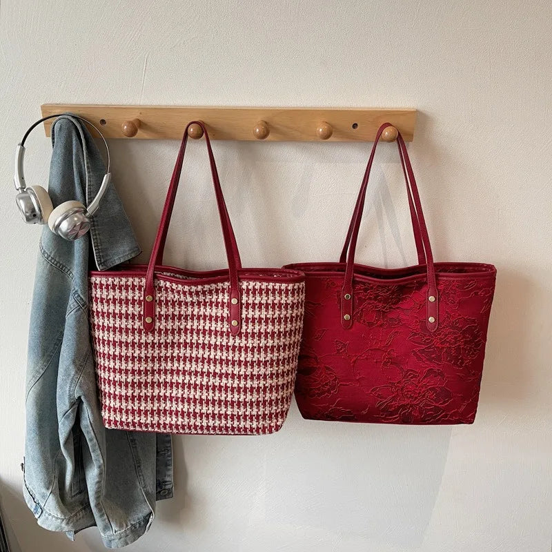 Zipper Opening Design Fashionable Shoulder Bag