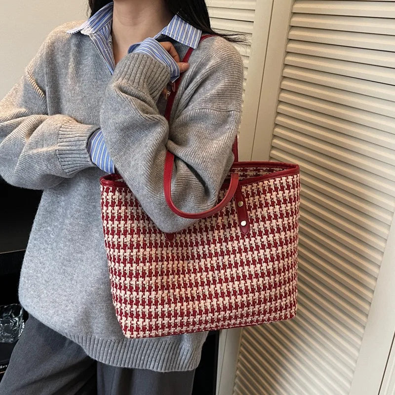 Zipper Opening Design Fashionable Shoulder Bag